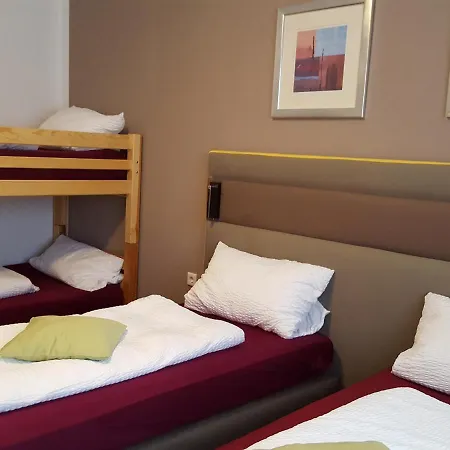 Gasthof Pension Alte Schule 3*